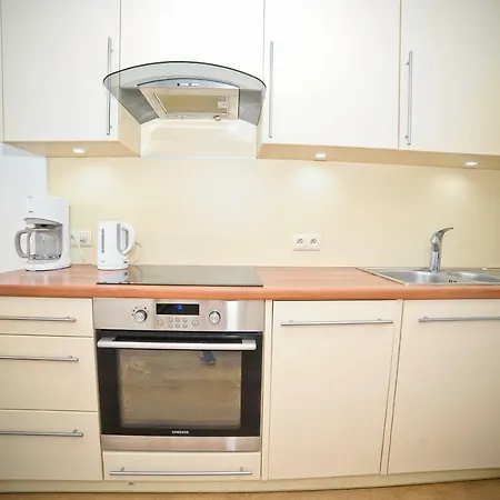 Sunny - Hav Aparts Apartment *