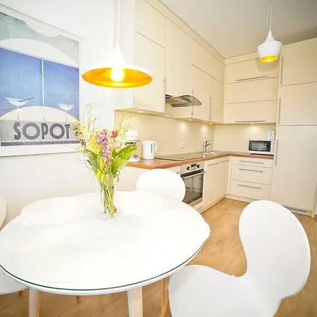 Sunny - Hav Aparts Apartment *